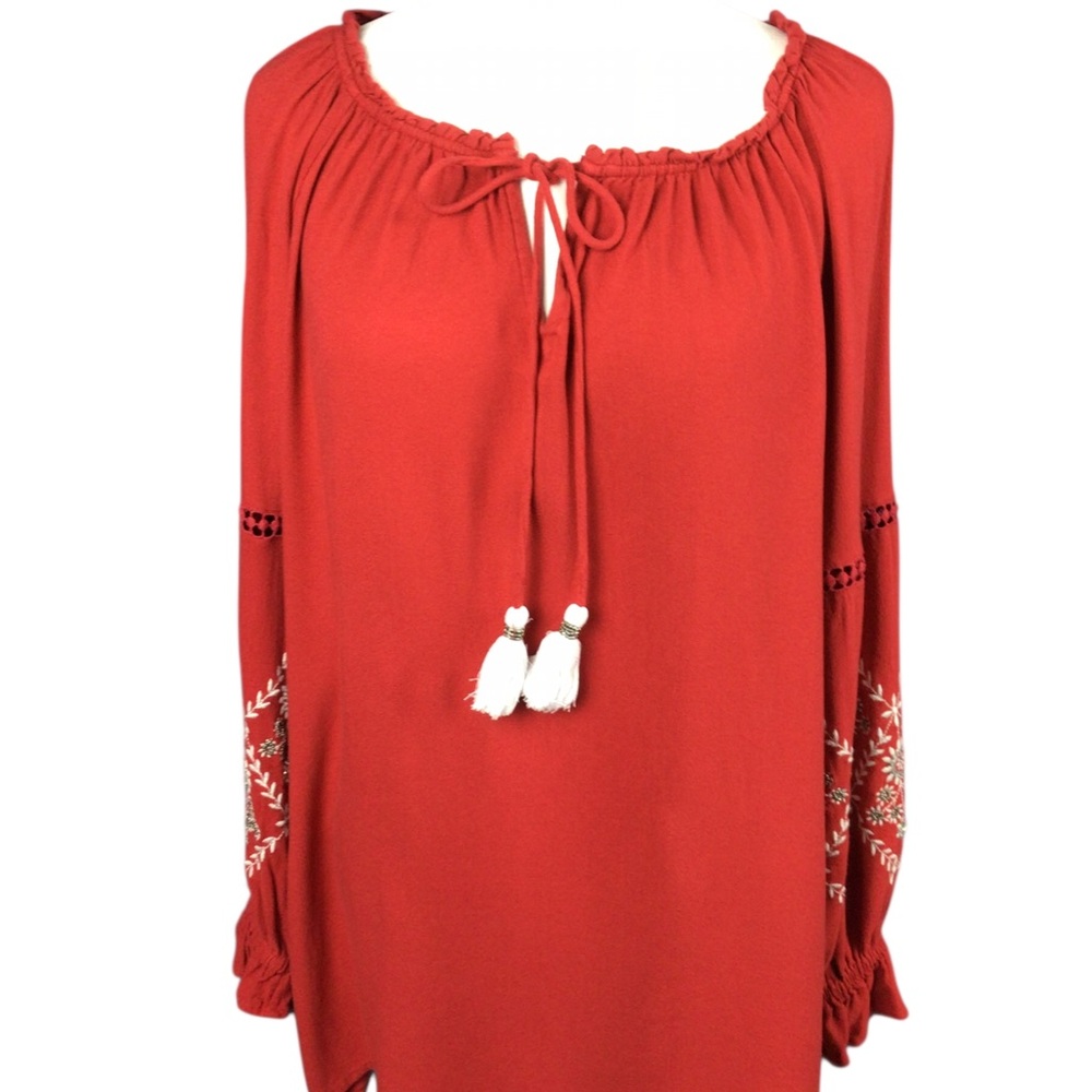 Sweet Magnolia Women's Red Embroidered Peasant Top XL Crochet